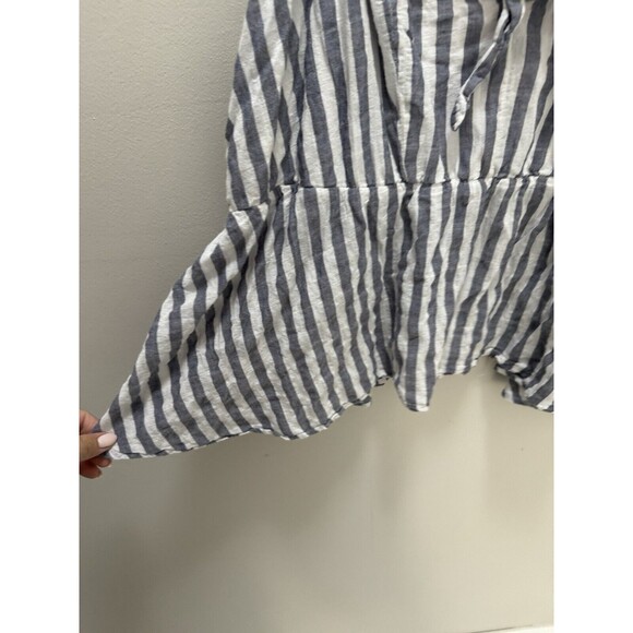 Torrid Striped Peplum Strappy Tie Front Top Size 3 - Picture 3 of 6